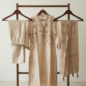 Fanshi suit with pant and dupatta